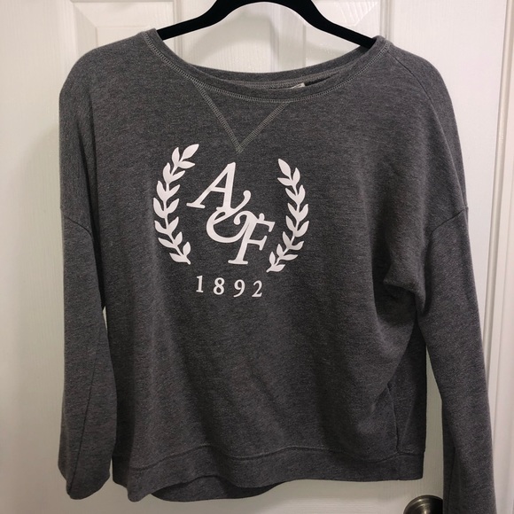 Abercrombie and Fitch gray sweater - Picture 1 of 2